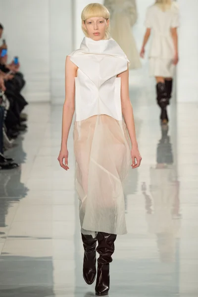 Look 4
